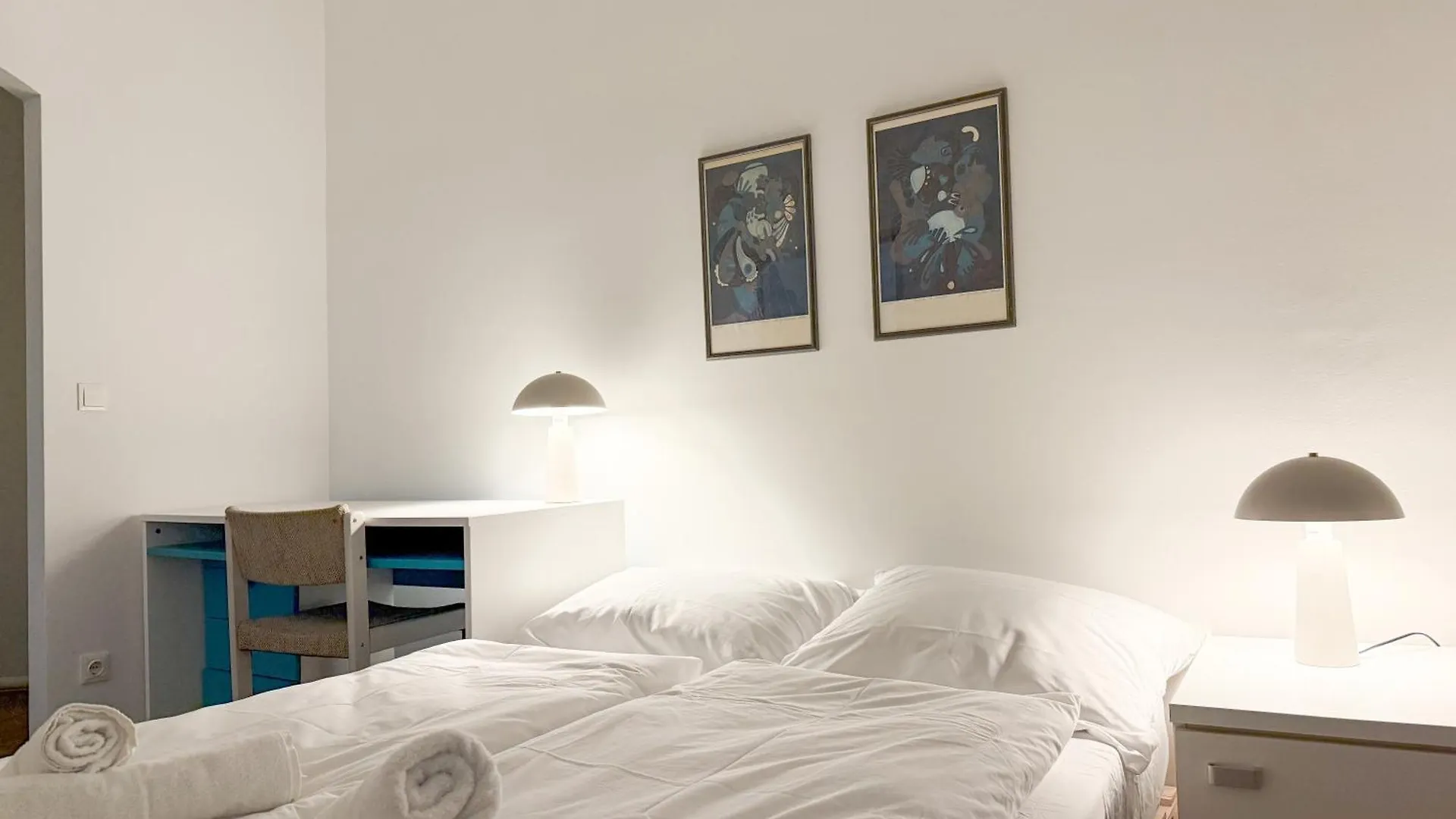 Free Parking & 2 Bedrooms Vienna Austria