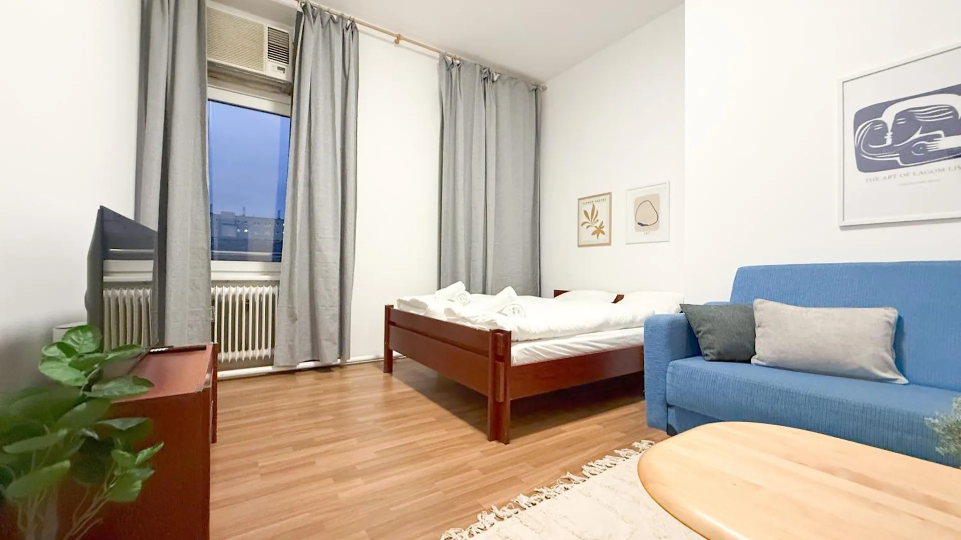 Free Parking & 2 Bedrooms Vienna 0*,  Austria